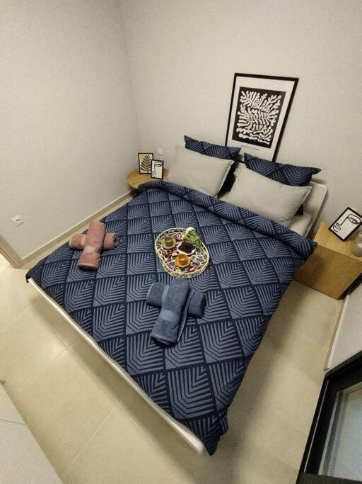 Floral Home 1 - Ground Floor Apt With Courtyard And Private Parking! アテネ エクステリア 写真